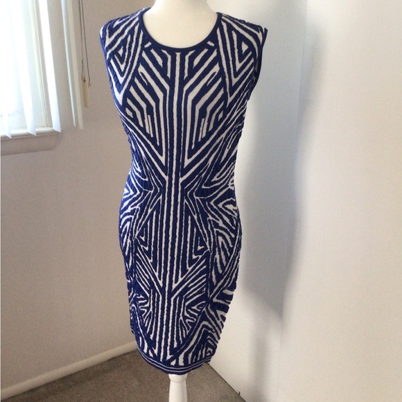 “MILLY” COBALT BLUE AND WHITE JACQUARD DRESS- SIZE MED - Picture 2 of 12
